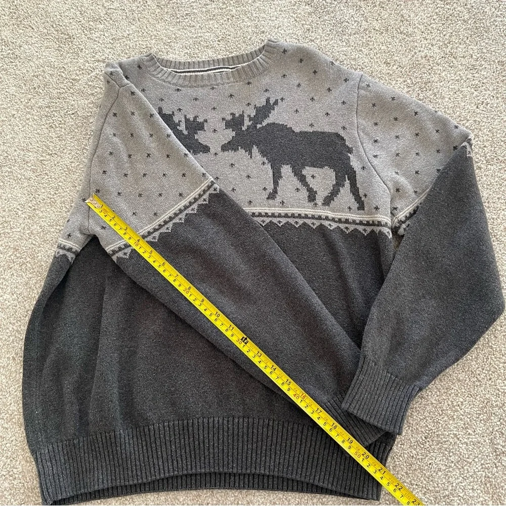 Vintage Weatherproof 100% Cotton Two-Tone Gray Moose Pattern Sweater - Picture 8 of 9